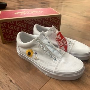 Custom Embroidered Floral Old Skool Vans